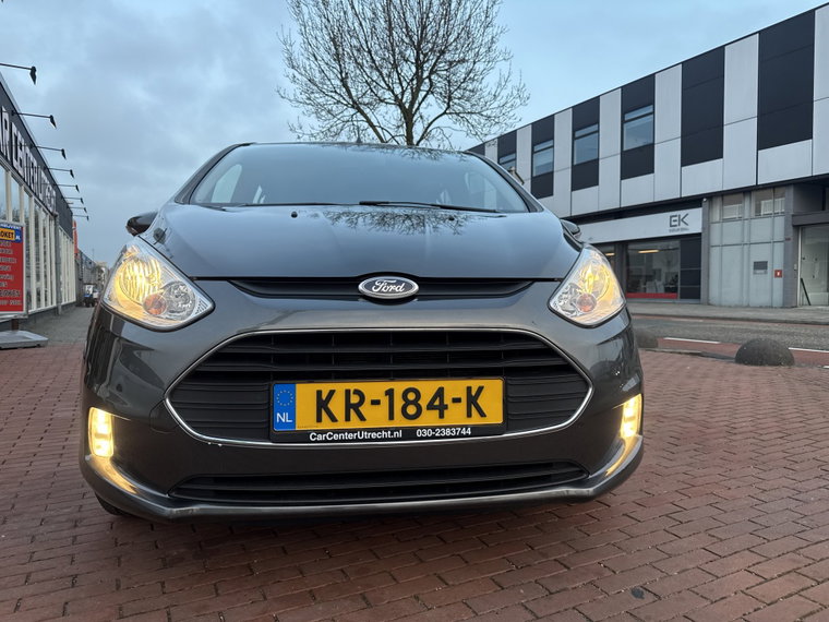 Vehicle Image 30