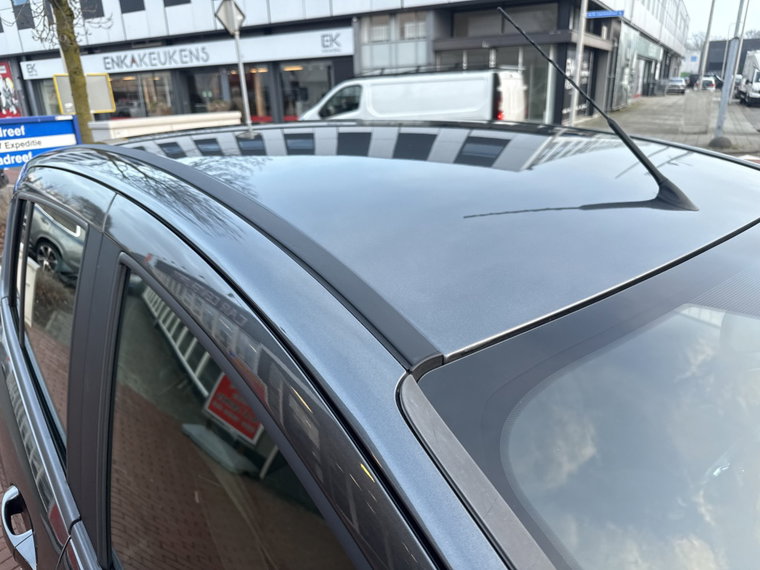 Vehicle Image 34
