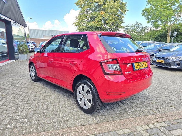 Vehicle Image 36