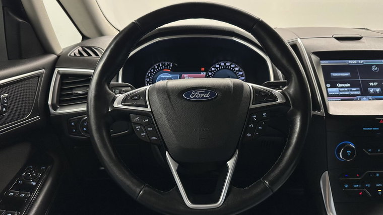 Vehicle Image 31