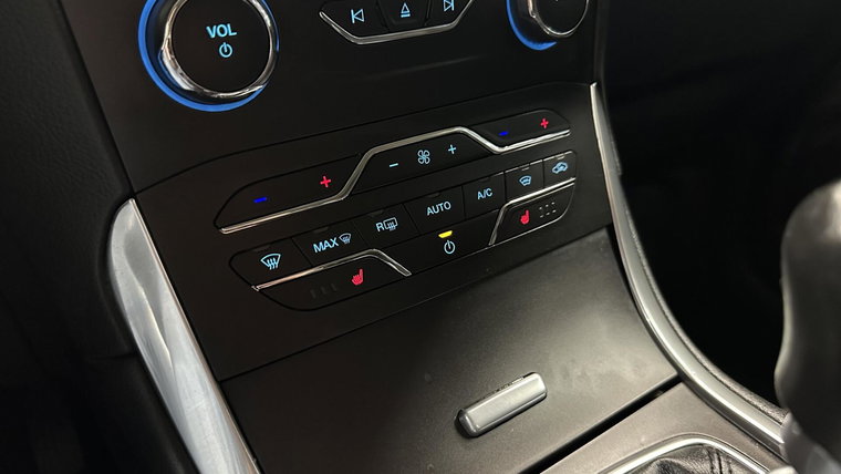 Vehicle Image 47