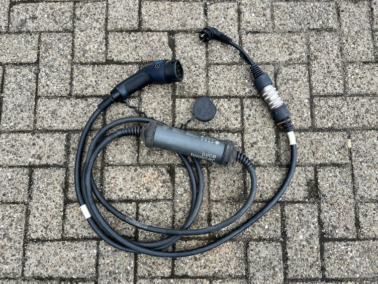 Vehicle Image 32
