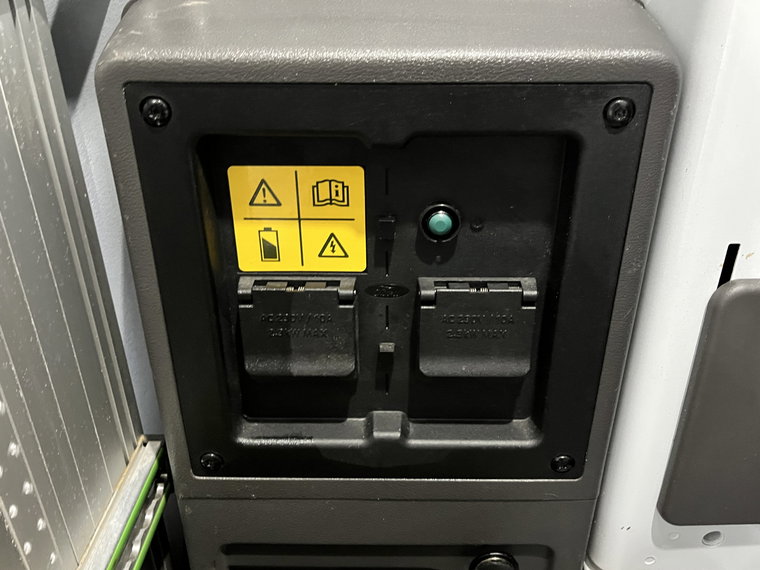Vehicle Image 36