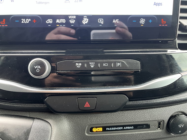 Vehicle Image 41
