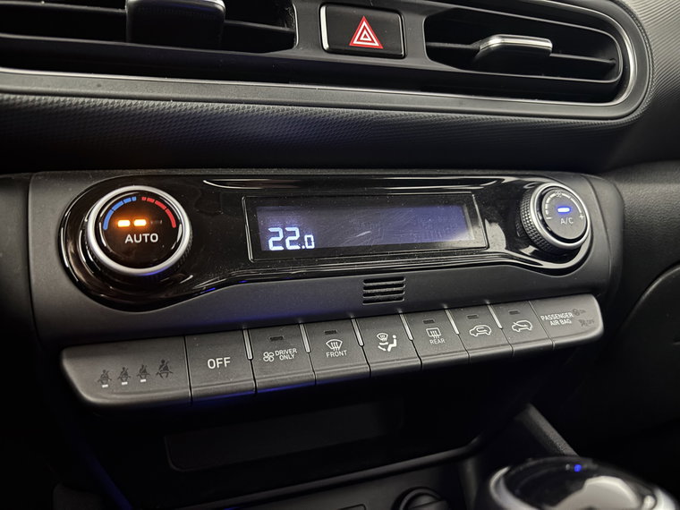 Vehicle Image 28