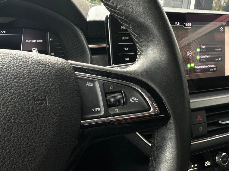 Vehicle Image 24