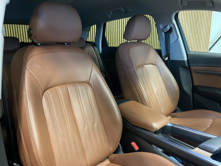 Vehicle Image 31