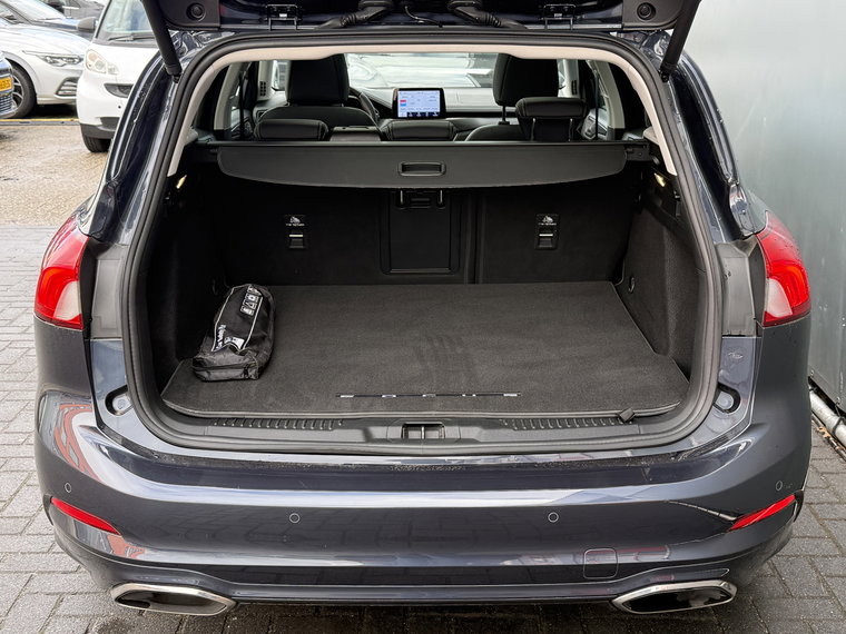 Vehicle Image 45