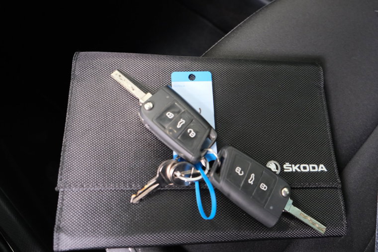 Vehicle Image 29