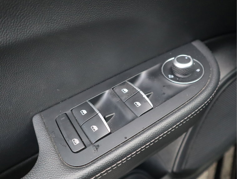 Vehicle Image 50