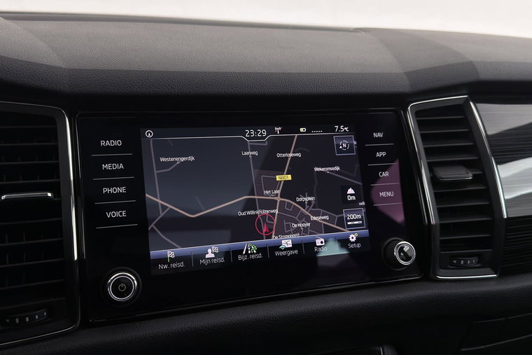 Vehicle Image 21