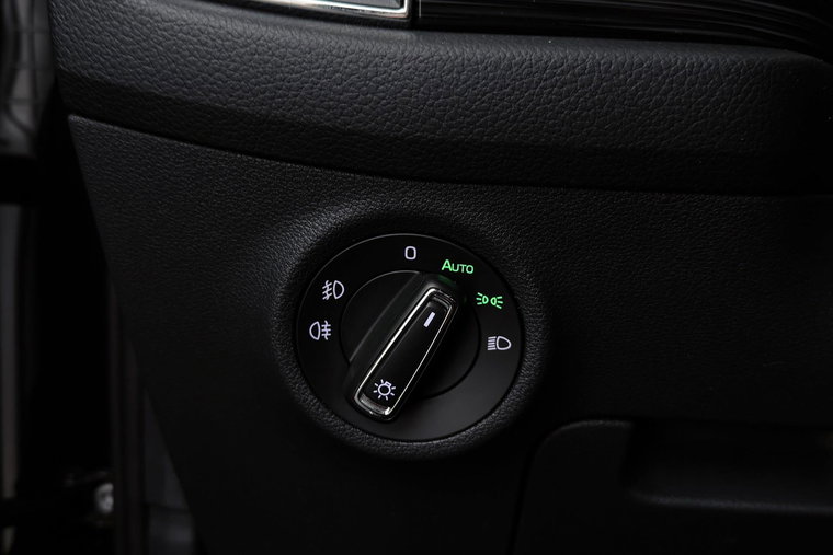 Vehicle Image 35
