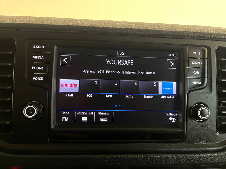 Vehicle Image 25