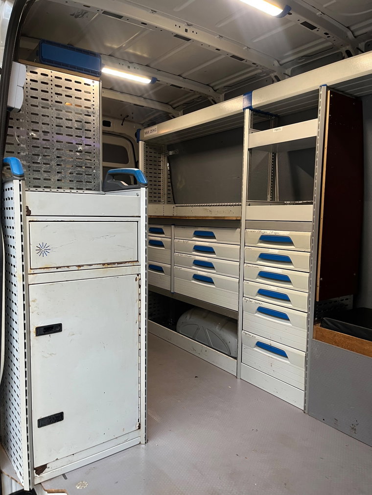 Vehicle Image 36
