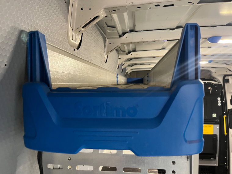 Vehicle Image 38