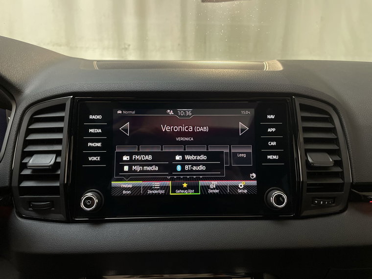 Vehicle Image 23