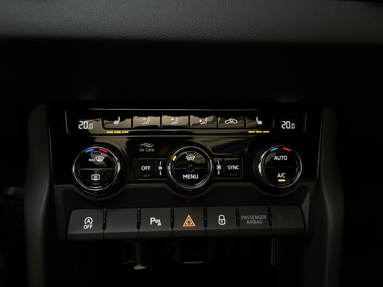 Vehicle Image 26