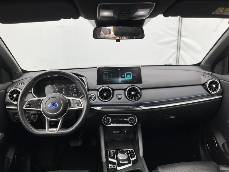 Vehicle Image 37