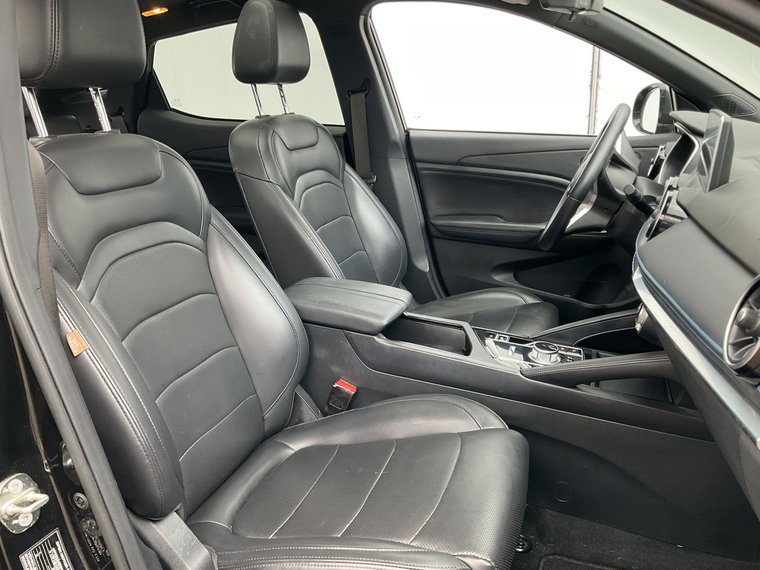 Vehicle Image 38
