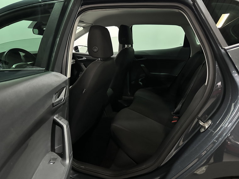 Vehicle Image 26
