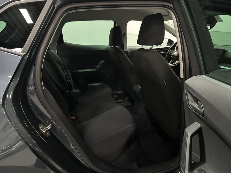 Vehicle Image 28