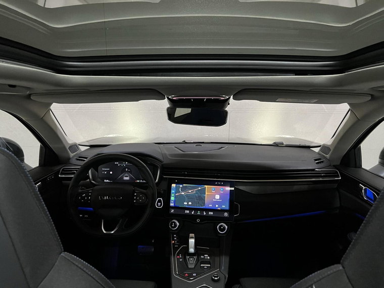 Vehicle Image 28