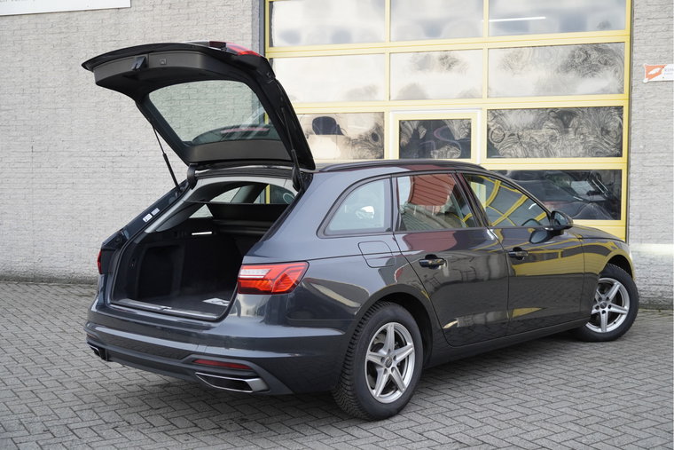 Vehicle Image 14