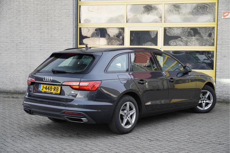 Vehicle Image 7
