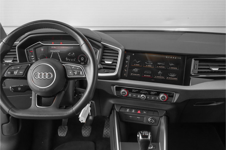 Vehicle Image 21