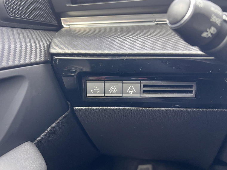 Vehicle Image 40
