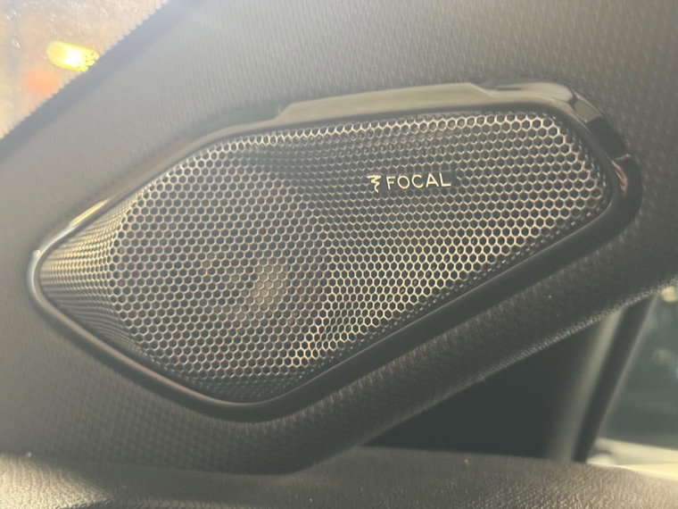 Vehicle Image 24