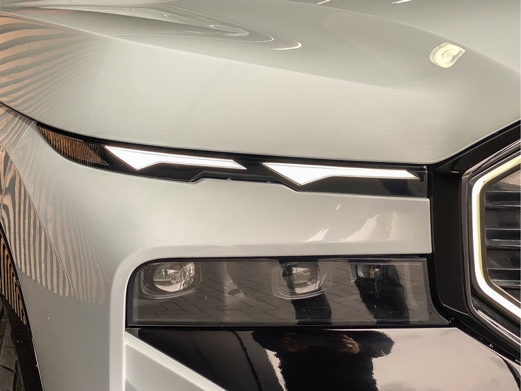 Vehicle Image 36