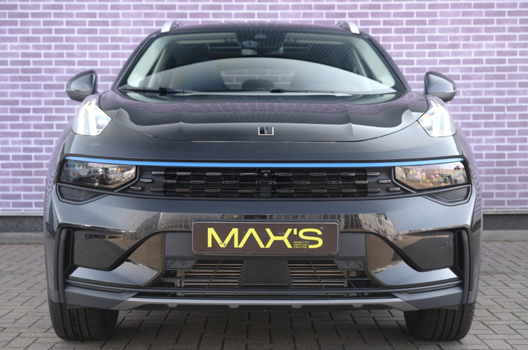Vehicle Image 14