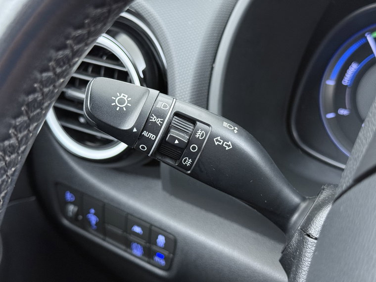 Vehicle Image 22