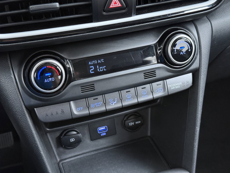 Vehicle Image 28