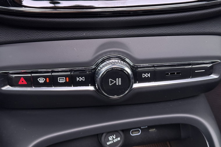 Vehicle Image 38