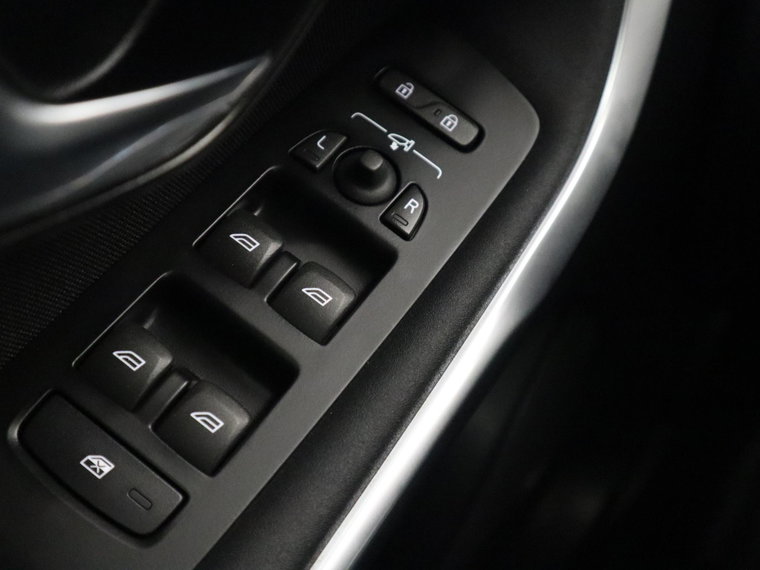 Vehicle Image 39