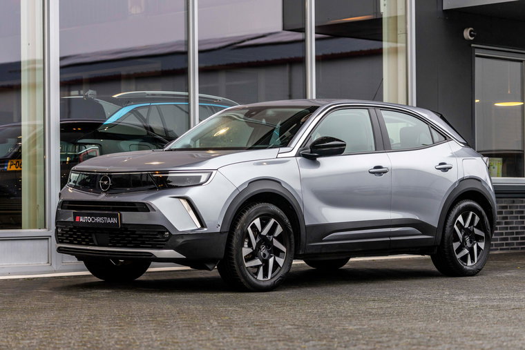 Vehicle Image 13