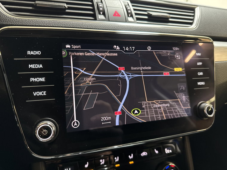 Vehicle Image 35