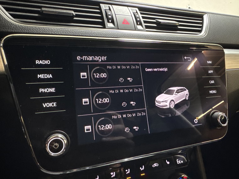 Vehicle Image 38