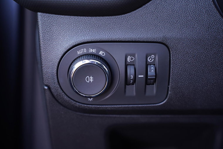 Vehicle Image 36