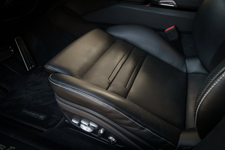Vehicle Image 40