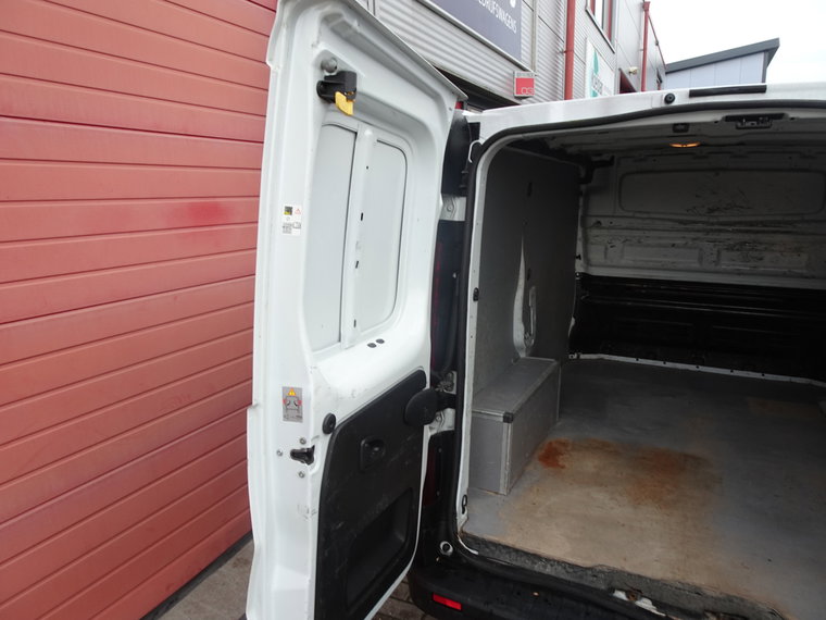 Vehicle Image 23