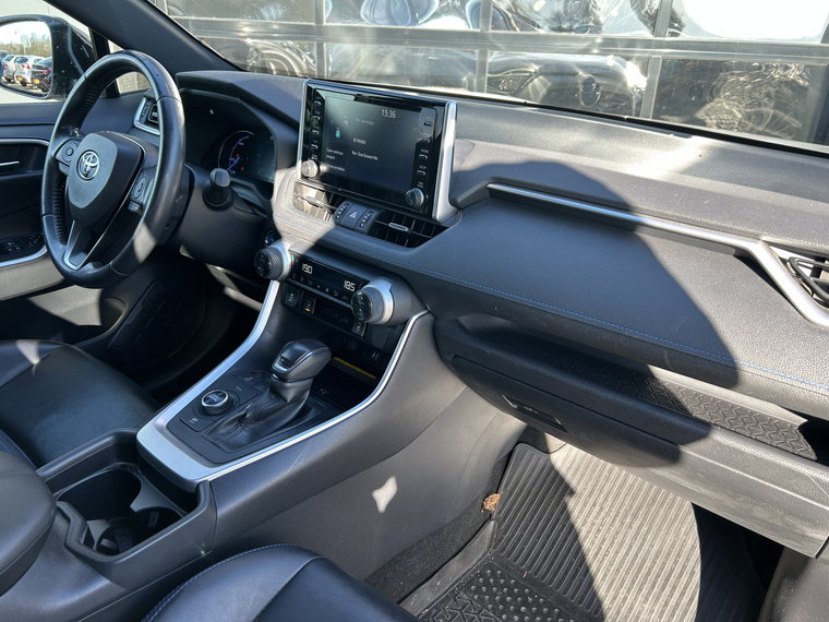 Vehicle Image 19