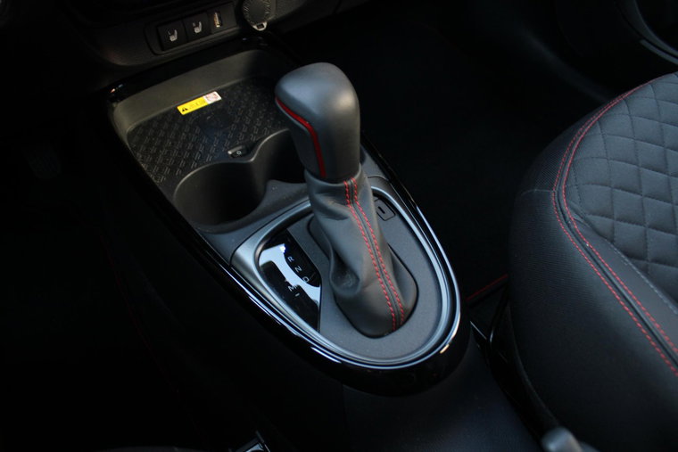 Vehicle Image 18
