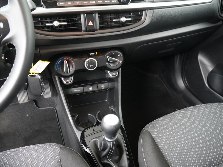 Vehicle Image 33