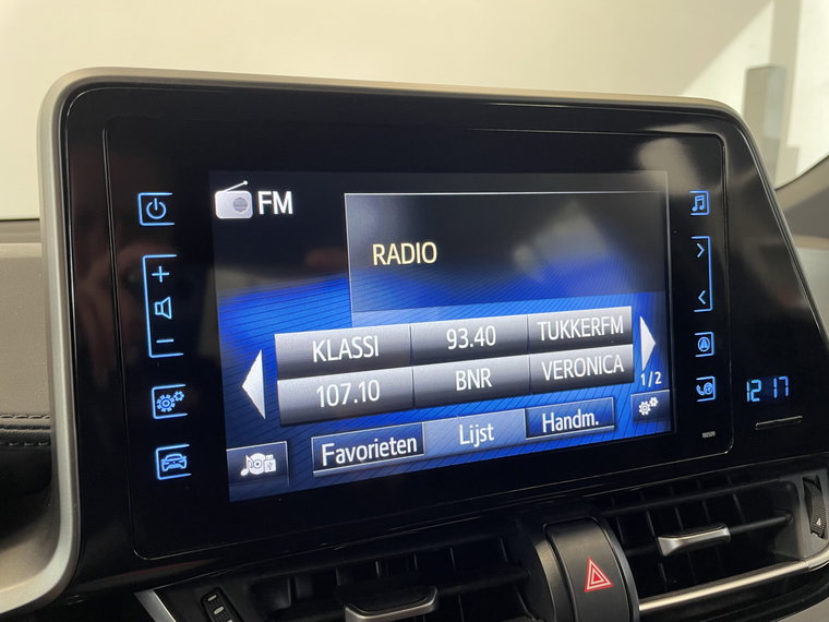 Vehicle Image 15
