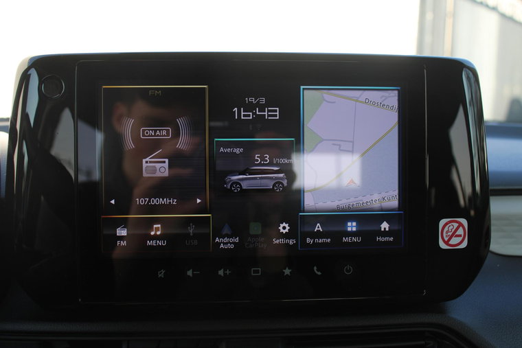 Vehicle Image 22