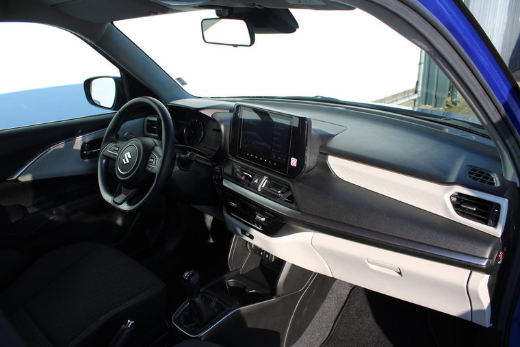 Vehicle Image 33