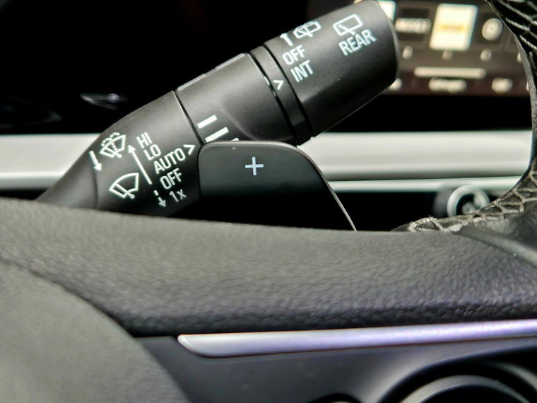 Vehicle Image 24